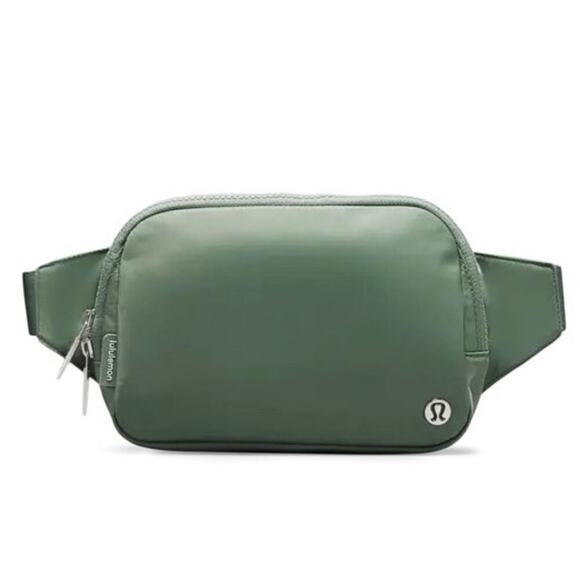 Lululemon Everywhere Belt Bag 1L 2L Utility Green Crossbody Fanny Pack NEW - Picture 3 of 13